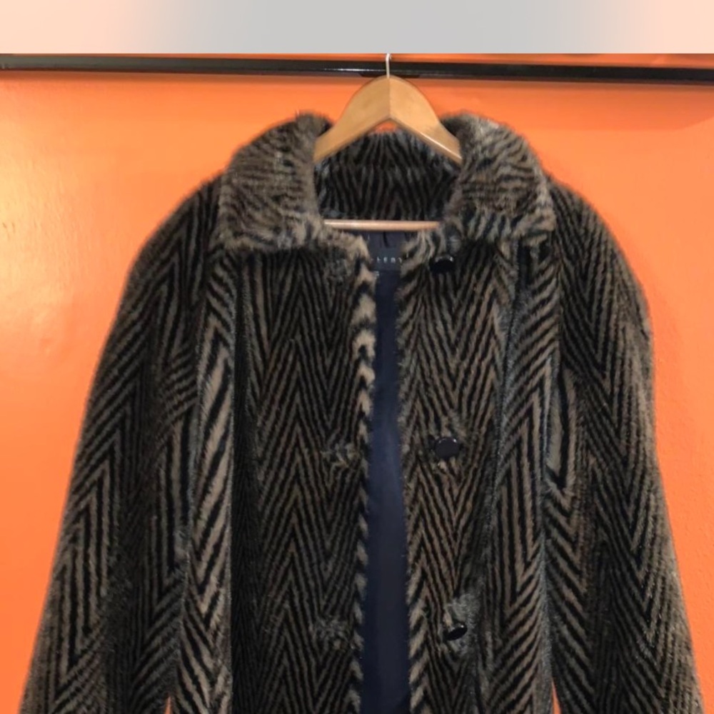 Gallery Chevron Pattern Teddy Jacket - Black And … - image 2